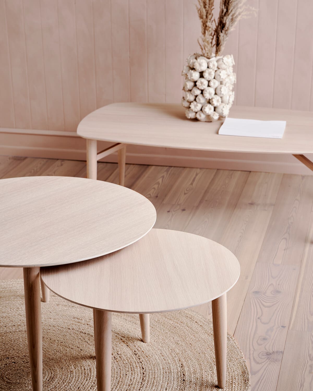 Lyse sofaborde from Thomsen furniture